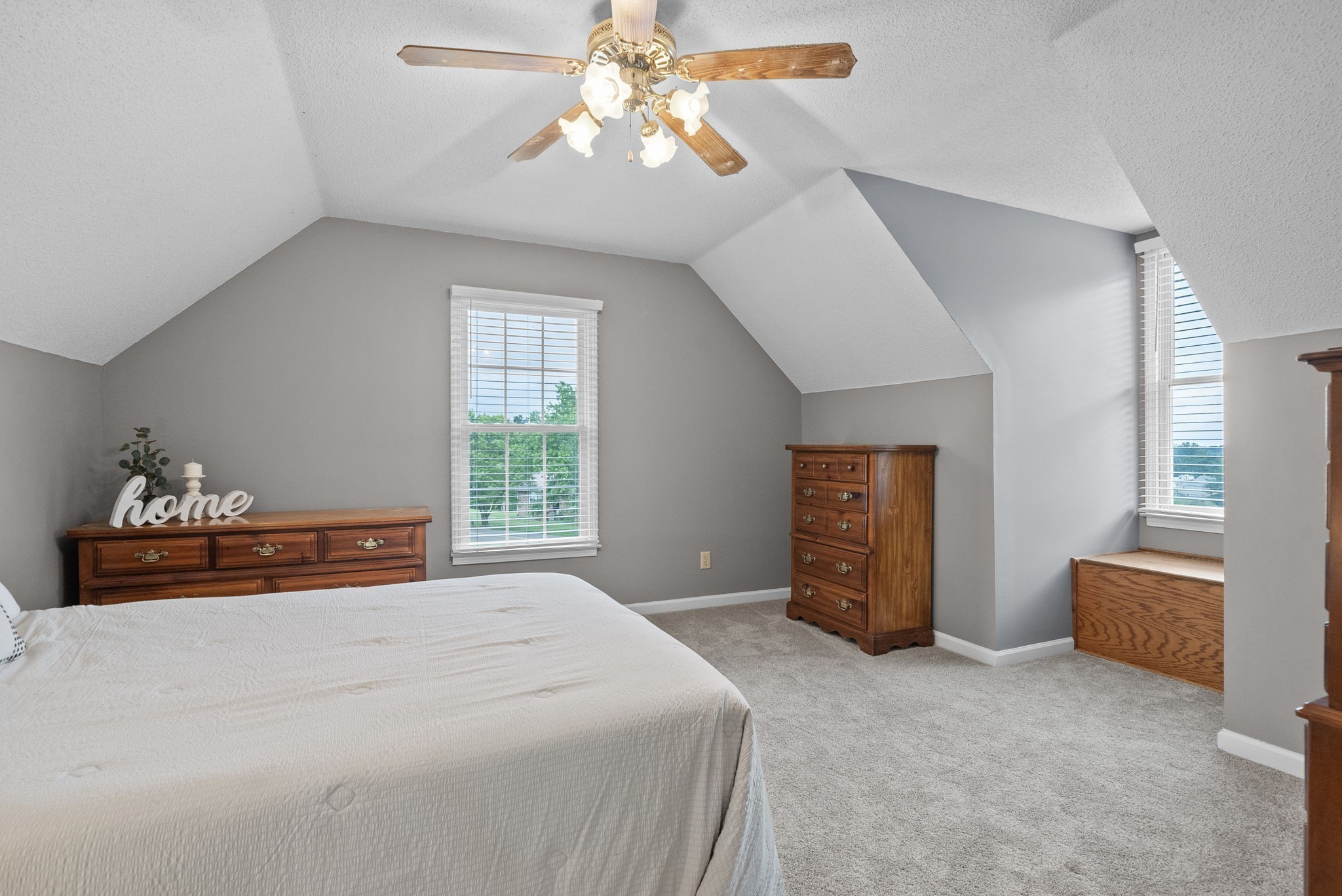 2430 Underwood Road Cunningham TN 37052