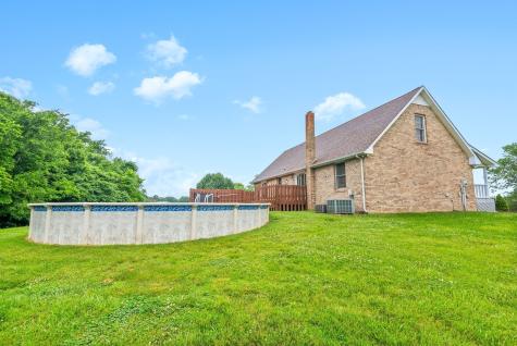 2430 Underwood Road Cunningham TN 37052