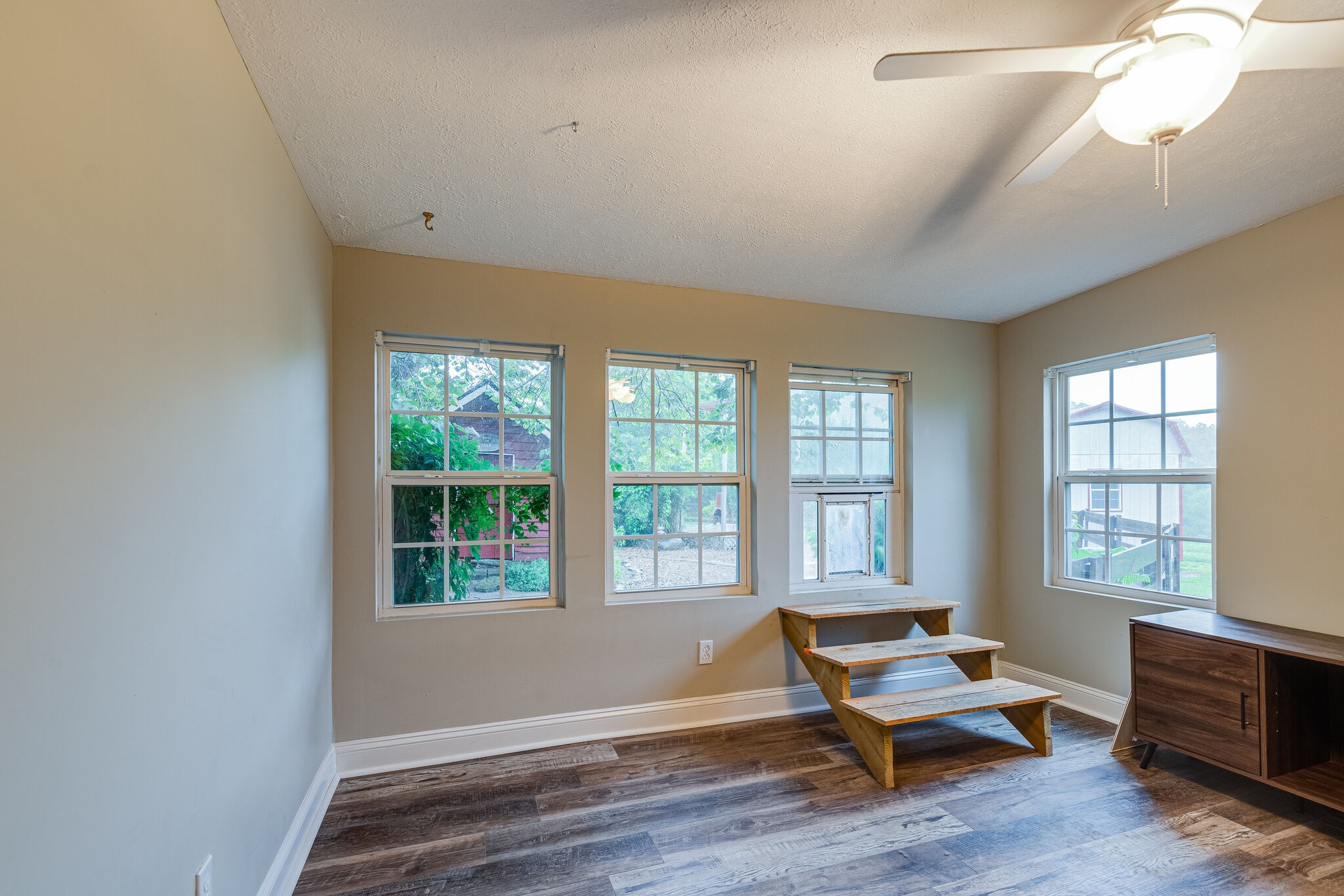 1964 Bradford Road Petersburg TN 37144