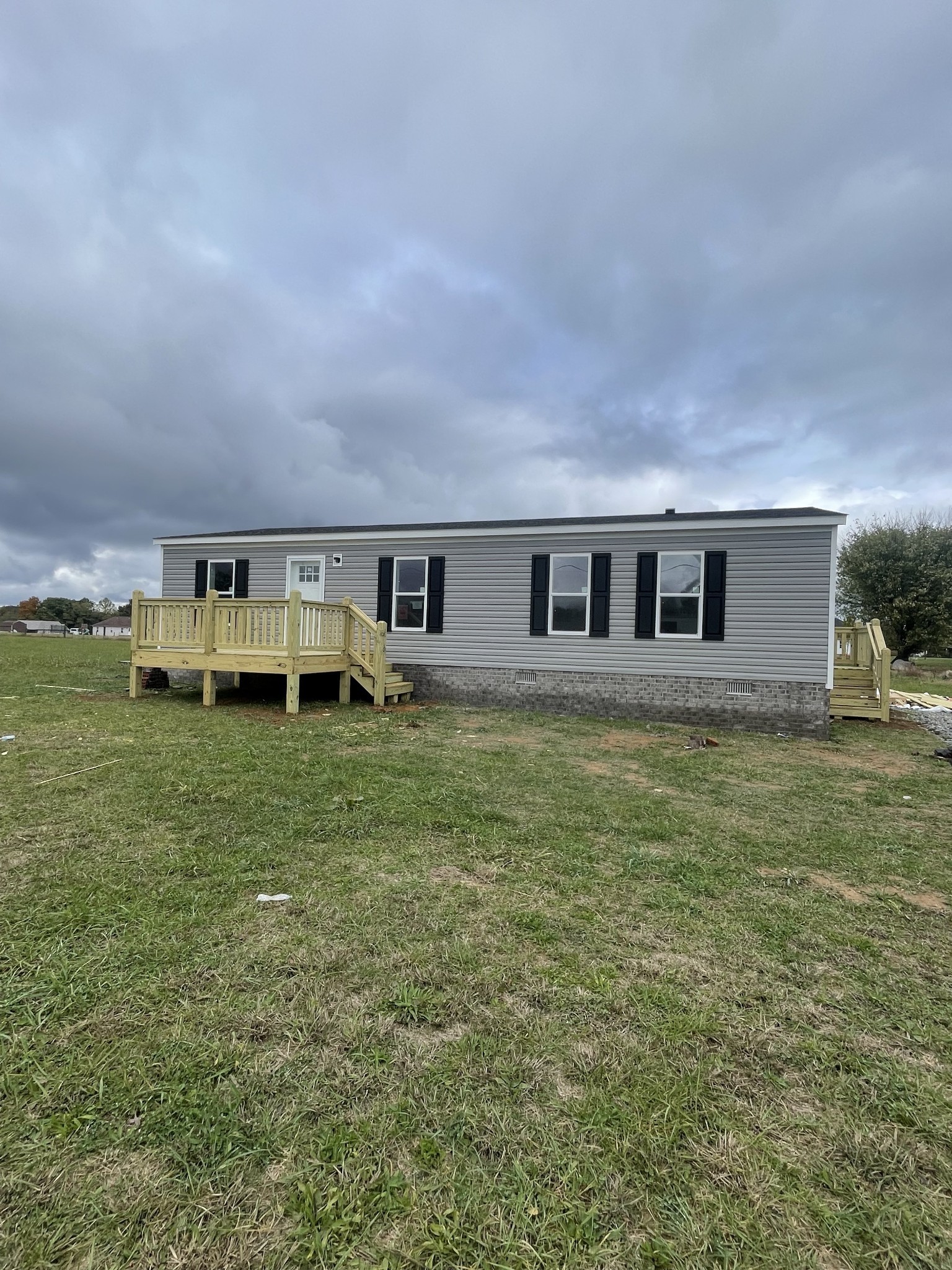 10 Mcnabb Lane Lafayette TN 37083