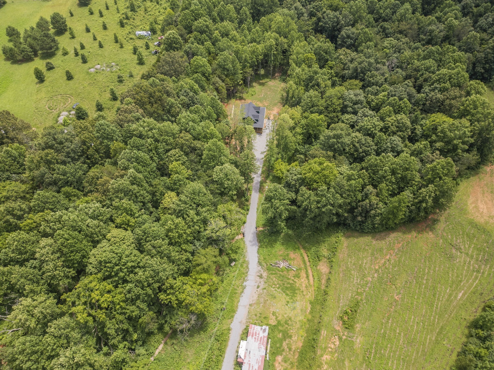 1068 Carl Perry Road Ashland City TN 37015