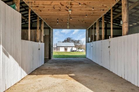 1547 Manley Loop Dickson TN 37055