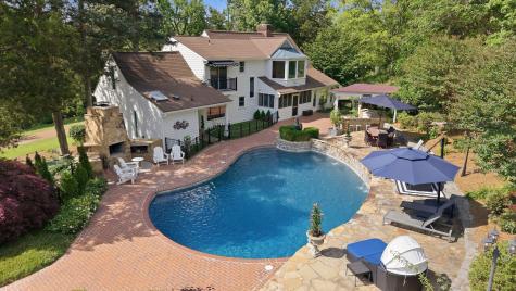 2455 Long Hollow Pike Hendersonville TN 37075