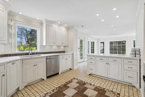 2455 Long Hollow Pike Hendersonville TN 37075