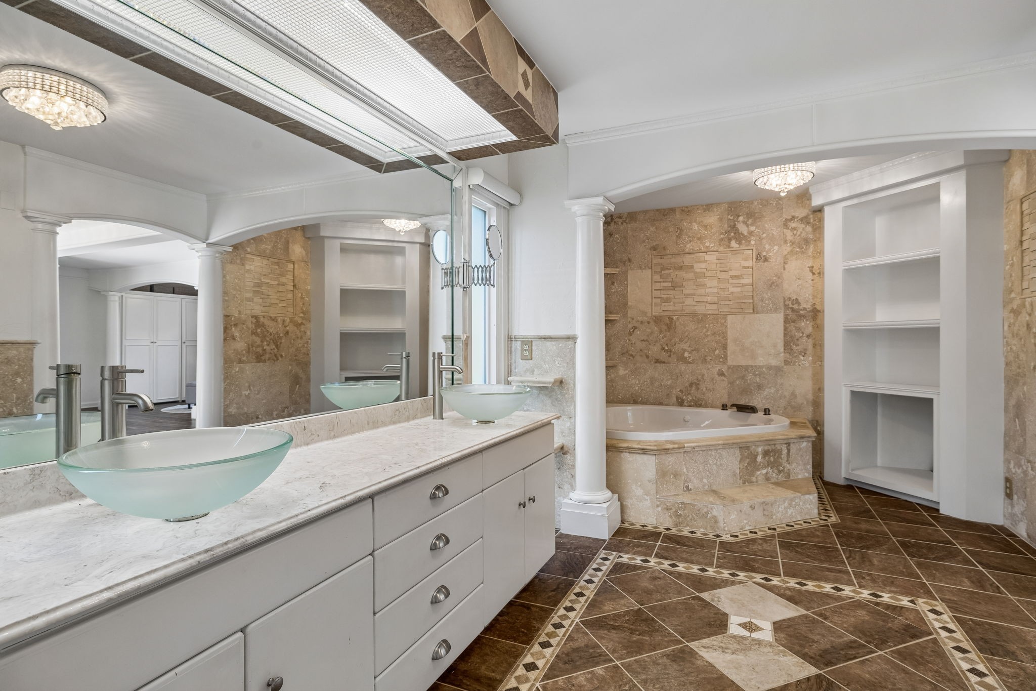 2455 Long Hollow Pike Hendersonville TN 37075