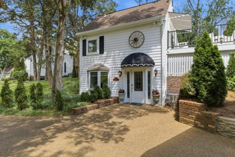 2455 Long Hollow Pike Hendersonville TN 37075