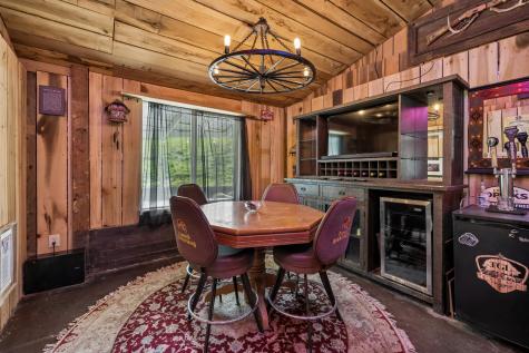 2455 Long Hollow Pike Hendersonville TN 37075