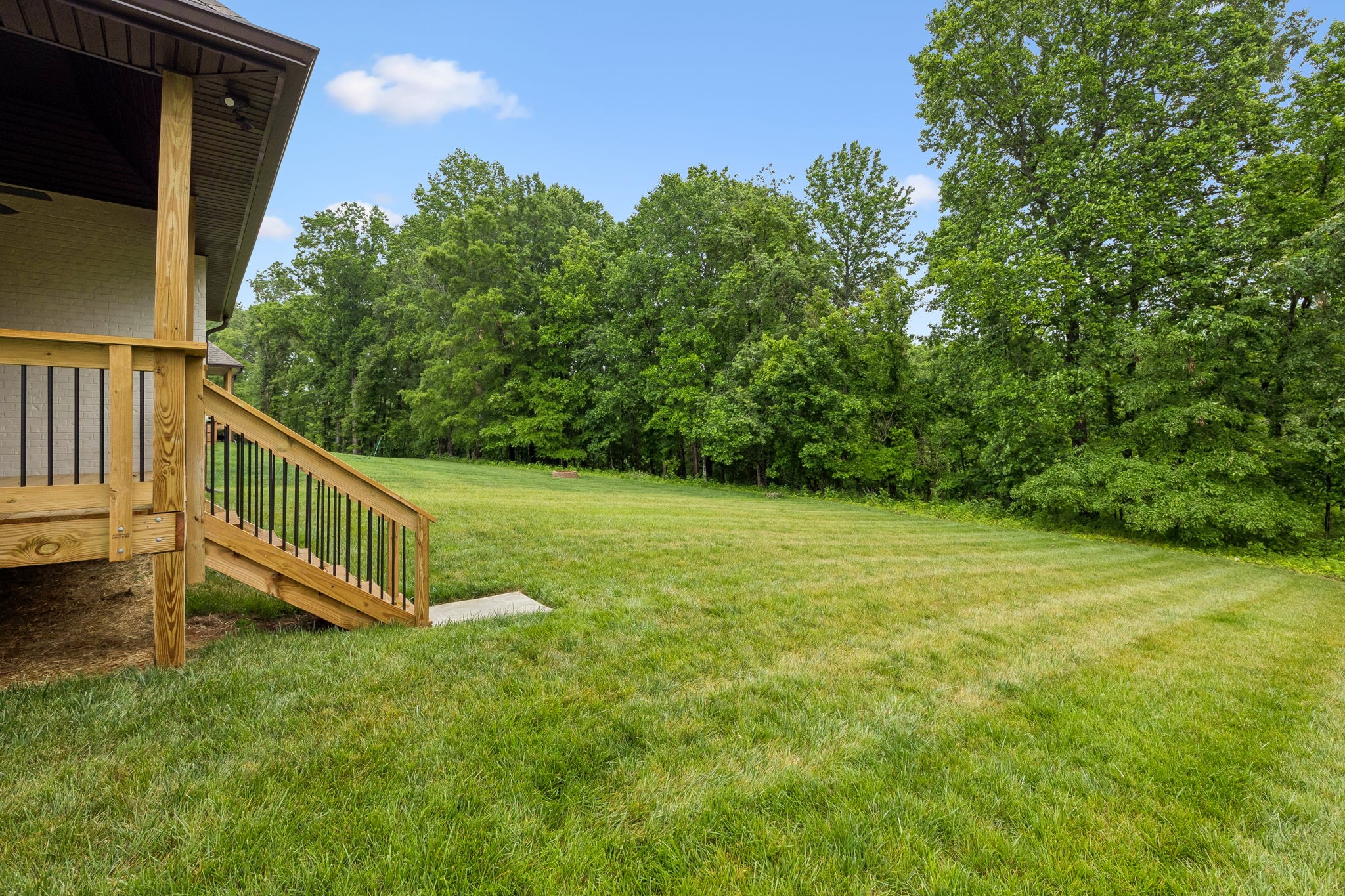 353 Young Lane Pleasant View TN 37146