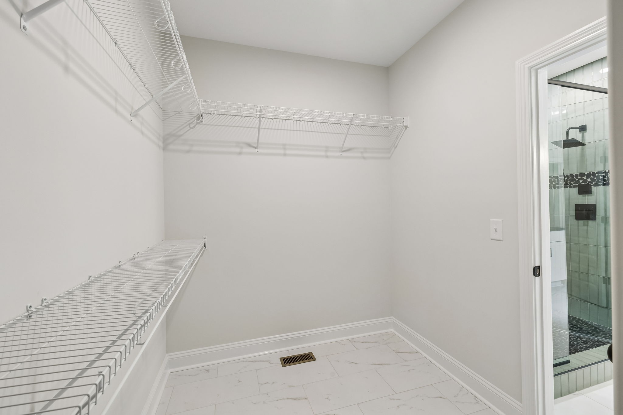 353 Young Lane Pleasant View TN 37146