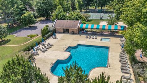 8169 Londonberry Road Nashville TN 37221