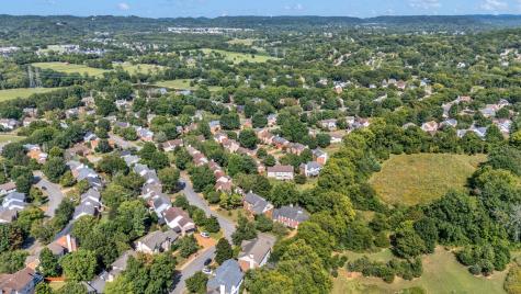 8169 Londonberry Road Nashville TN 37221