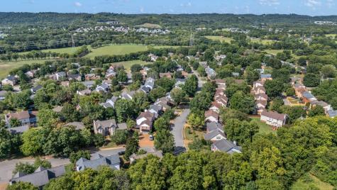 8169 Londonberry Road Nashville TN 37221