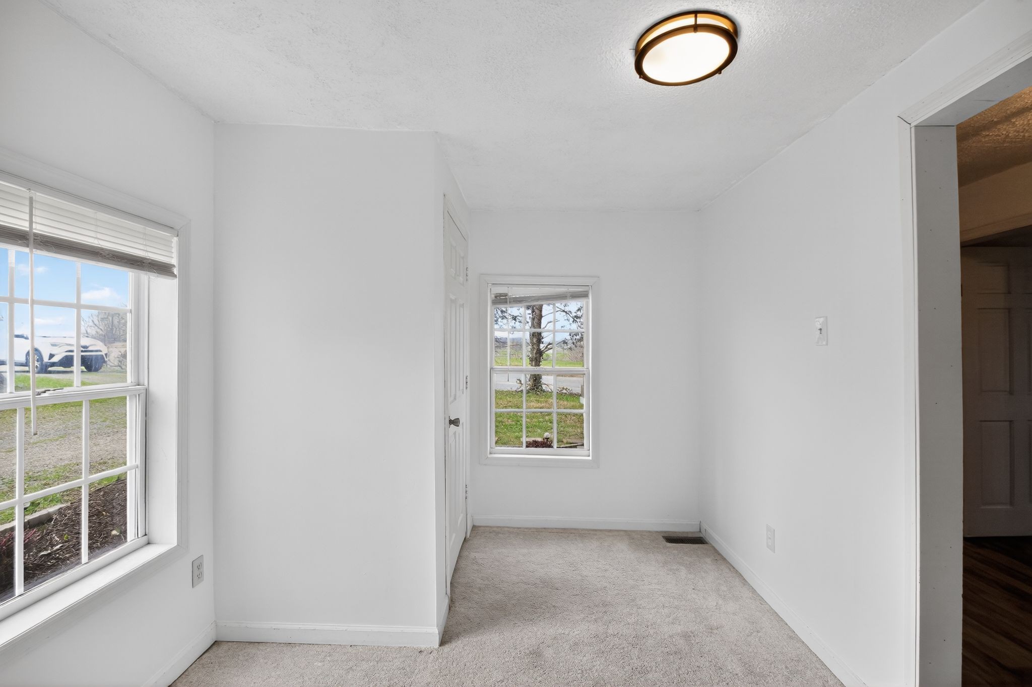5904 Highway 76, E Springfield TN 37172