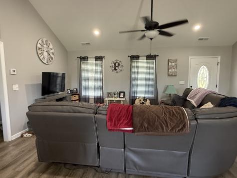 622 2nd Ave, S Loretto TN 38469