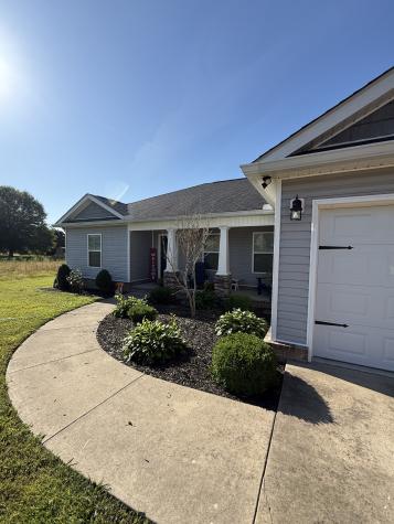 622 2nd Ave, S Loretto TN 38469