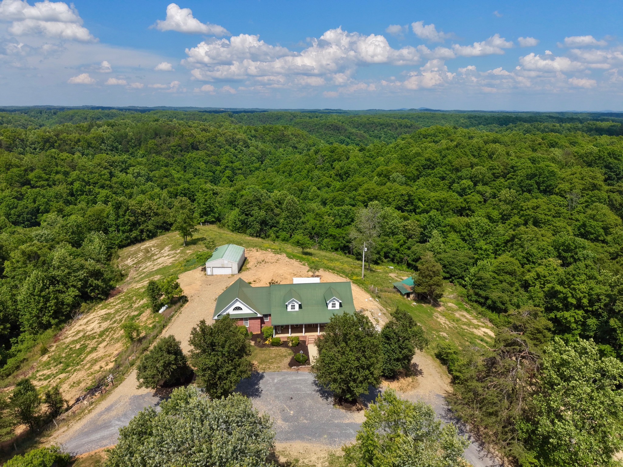 6701 Mccormick Ridge Road Whitleyville TN 38588