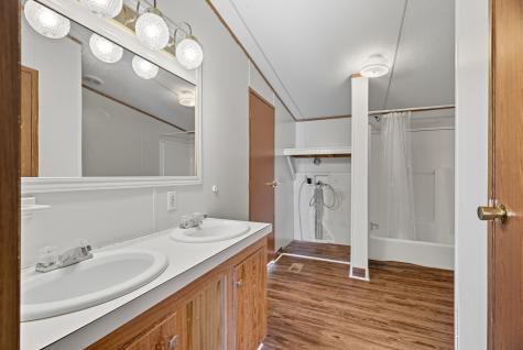 5055 S Bell Cross Road Adams TN 37010