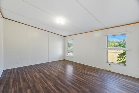5055 S Bell Cross Road Adams TN 37010