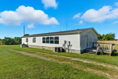 5055 S Bell Cross Road Adams TN 37010