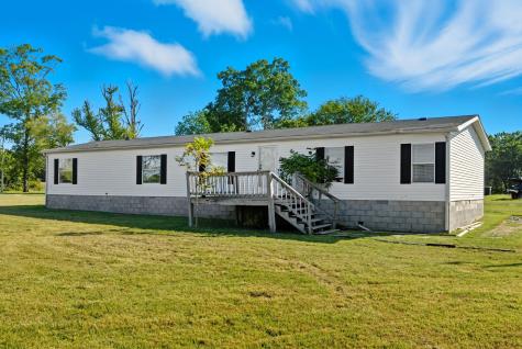 5055 S Bell Cross Road Adams TN 37010