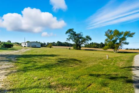 5055 S Bell Cross Road Adams TN 37010