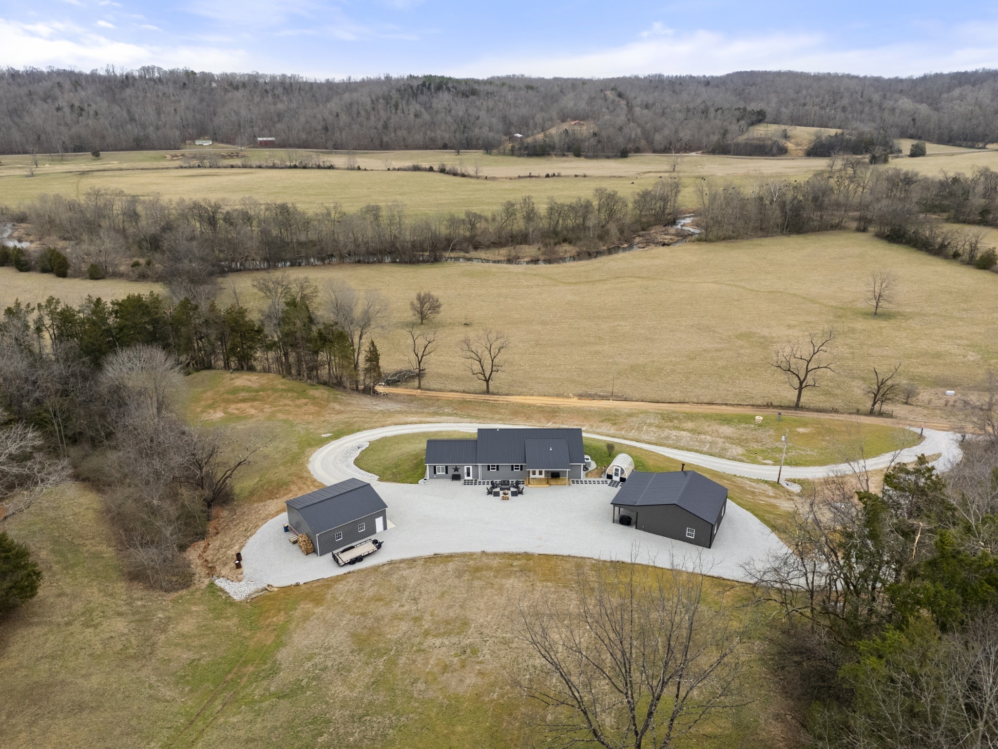 1447 W Beaverdam Road Centerville TN 37033