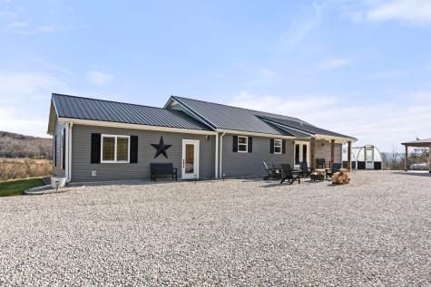 1447 W Beaverdam Road Centerville TN 37033