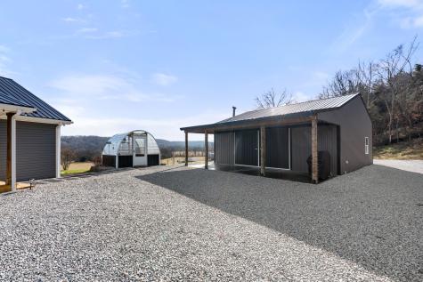 1447 W Beaverdam Road Centerville TN 37033