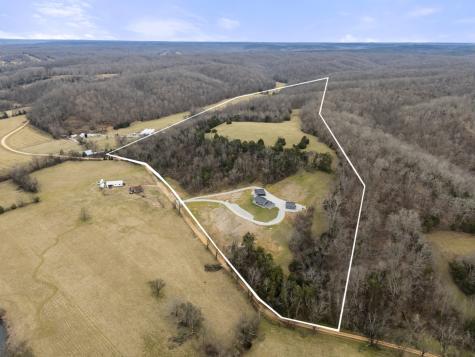 1447 W Beaverdam Road Centerville TN 37033