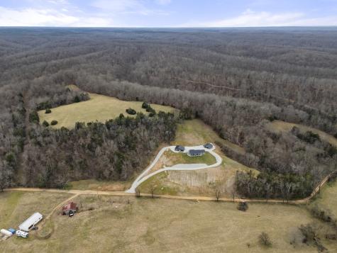 1447 W Beaverdam Road Centerville TN 37033