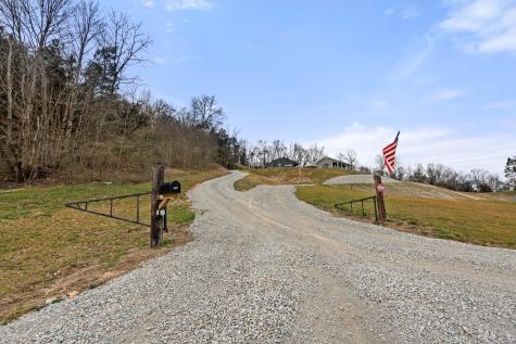 1447 W Beaverdam Road Centerville TN 37033