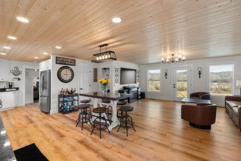 1447 W Beaverdam Road Centerville TN 37033