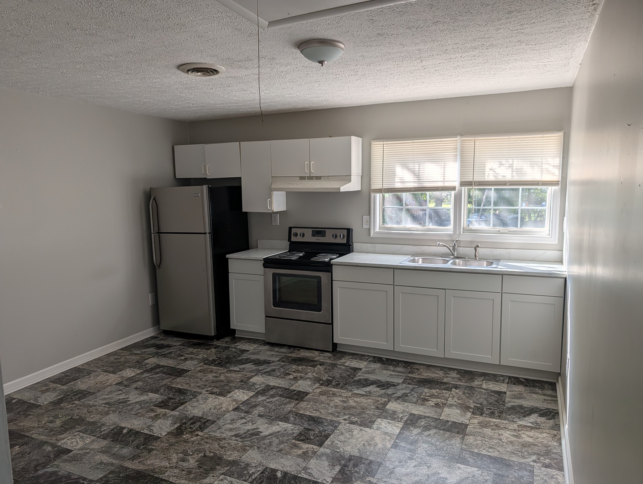 664 4th Ave, N Lewisburg TN 37091