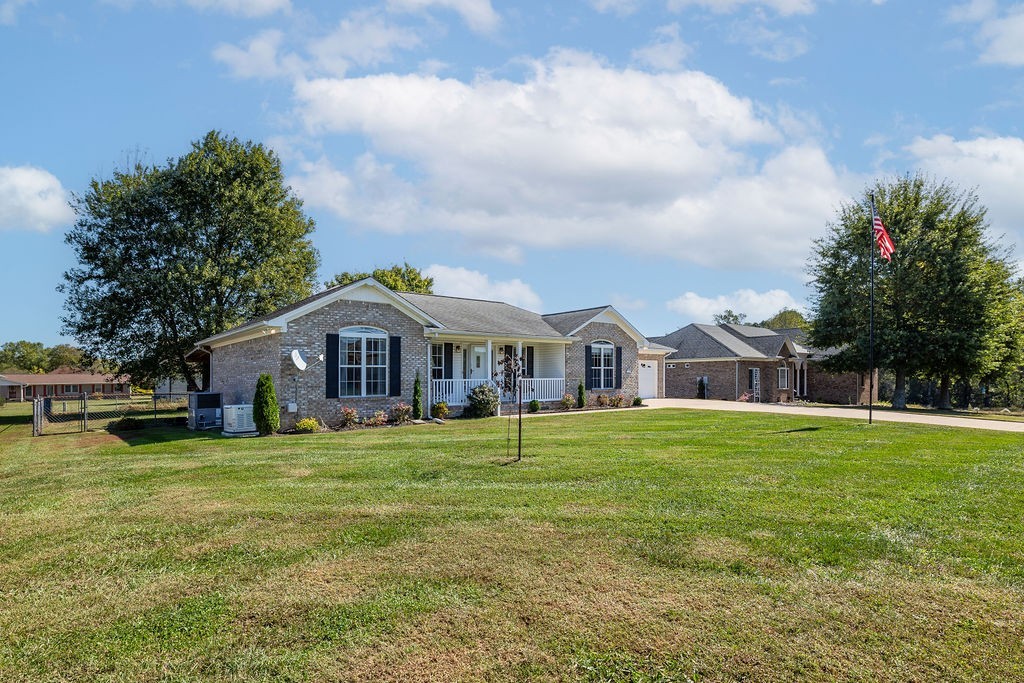 1705 Luther Avenue Lawrenceburg TN 38464