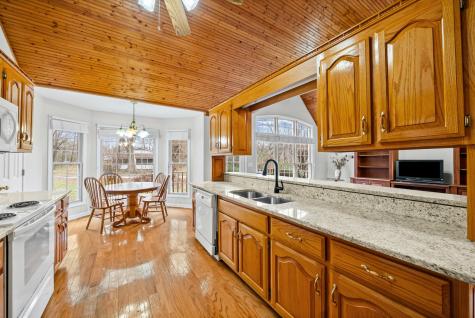 31 White Oak Road Stewart TN 37175