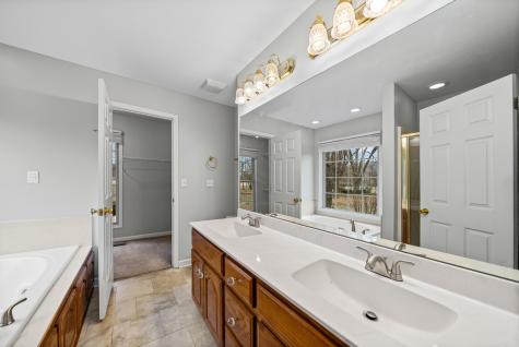 31 White Oak Road Stewart TN 37175