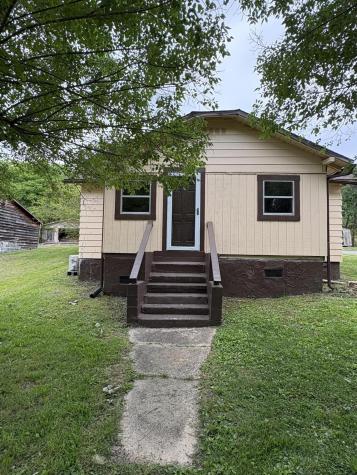 1117 Bledsoe Road Etowah TN 37331
