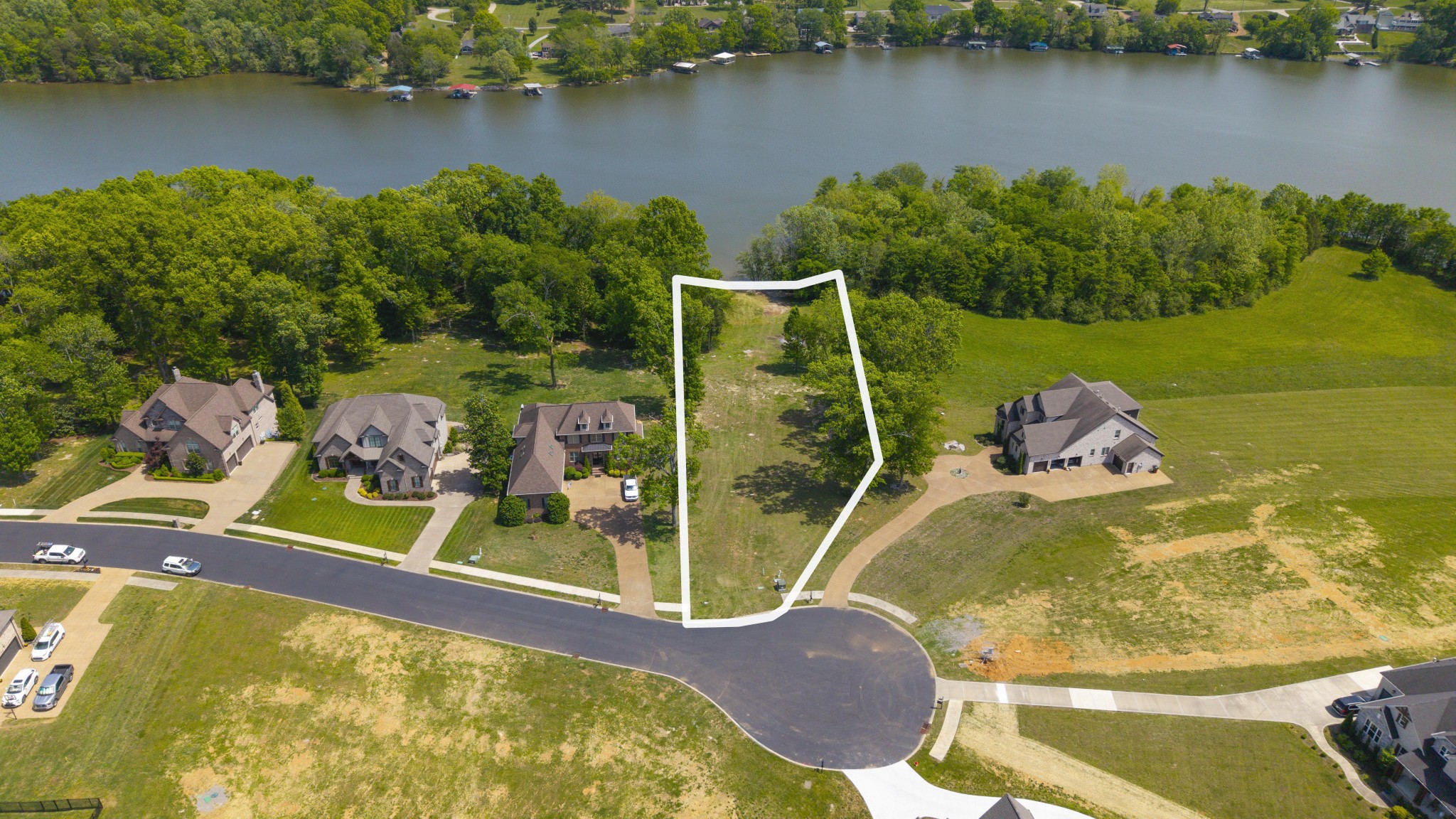 1004 Stonebrook Cove Lebanon TN 37087