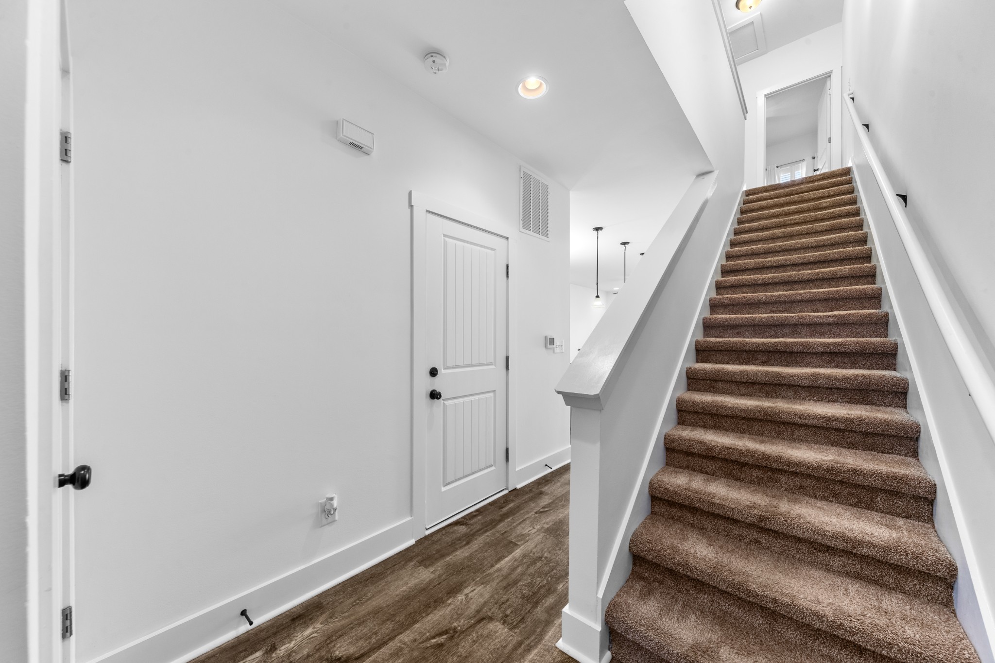 2215 Drone Way Columbia TN 38401