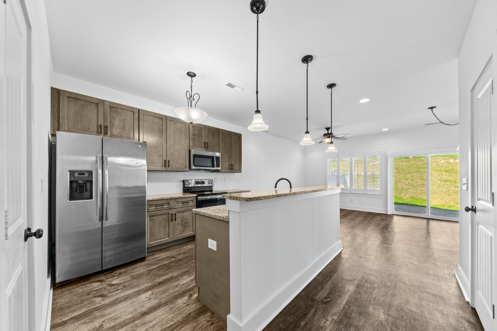 2215 Drone Way Columbia TN 38401