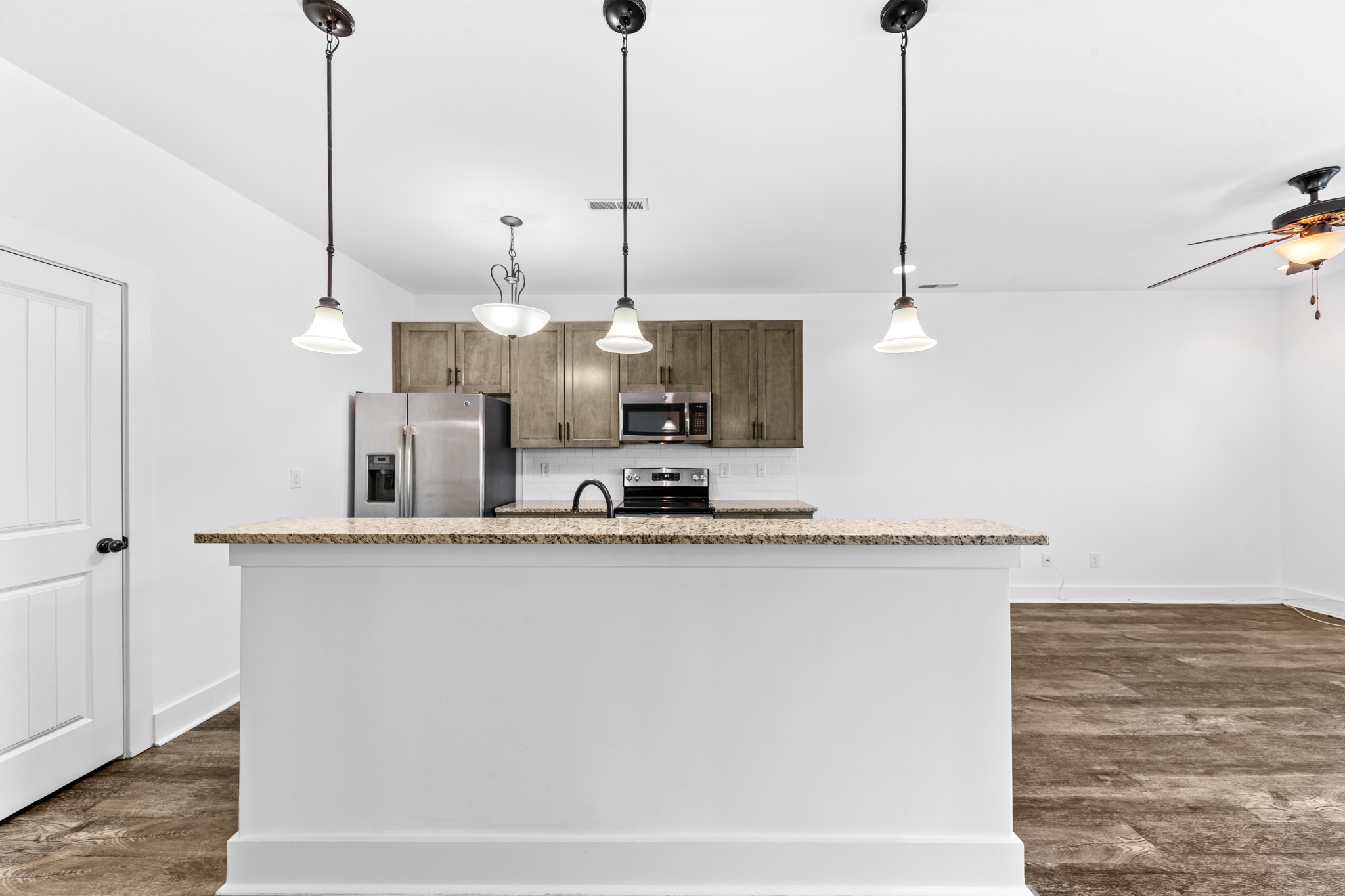 2215 Drone Way Columbia TN 38401