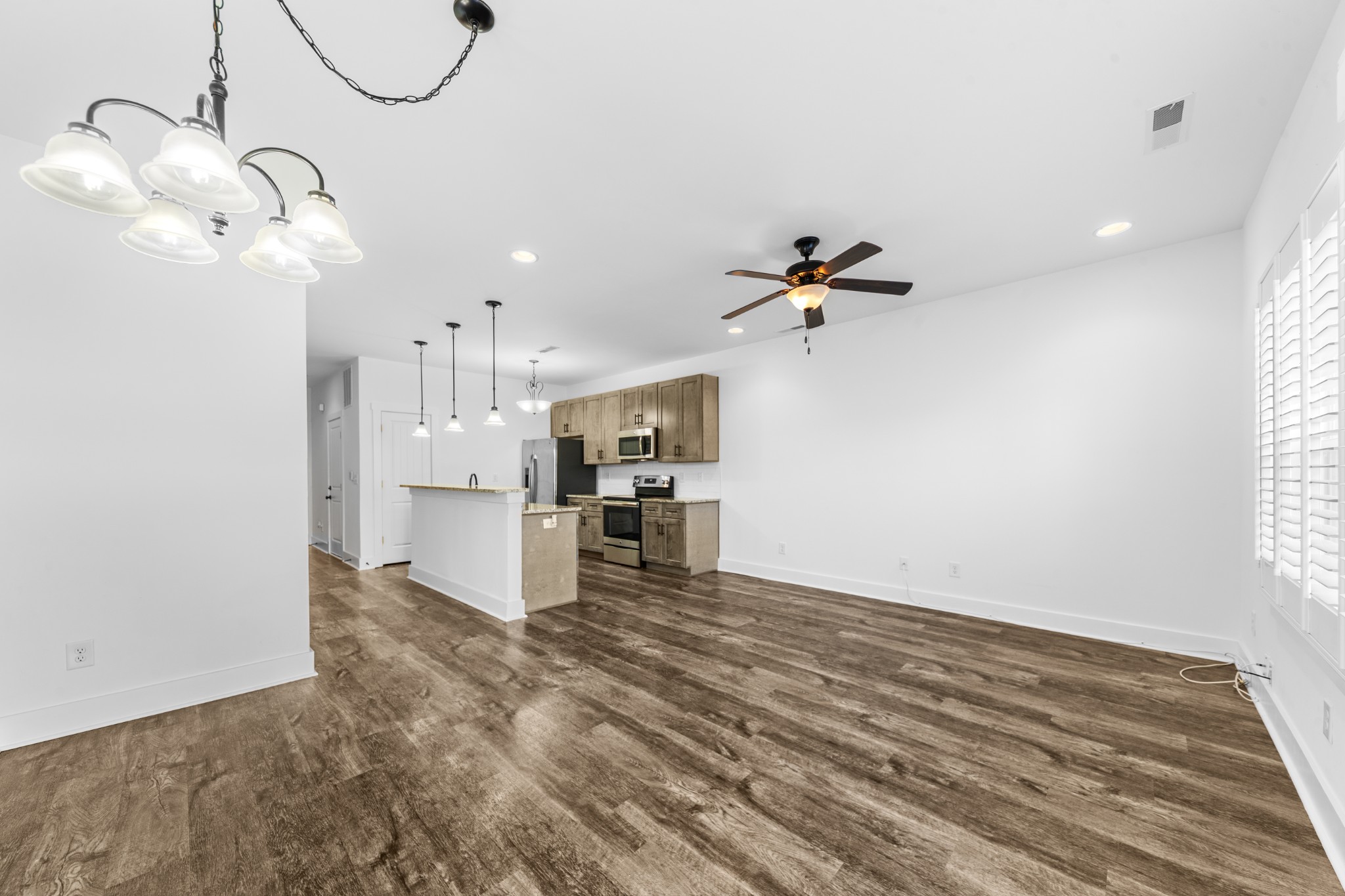 2215 Drone Way Columbia TN 38401