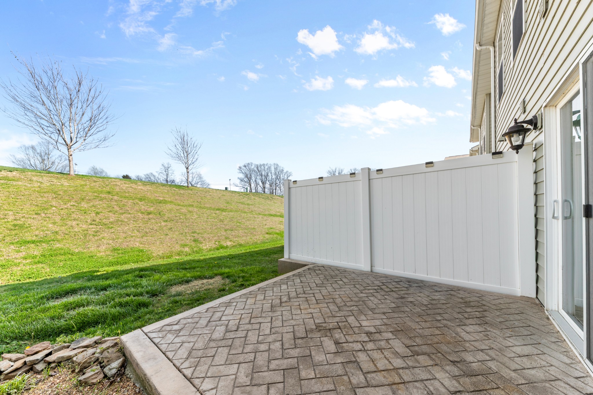 2215 Drone Way Columbia TN 38401