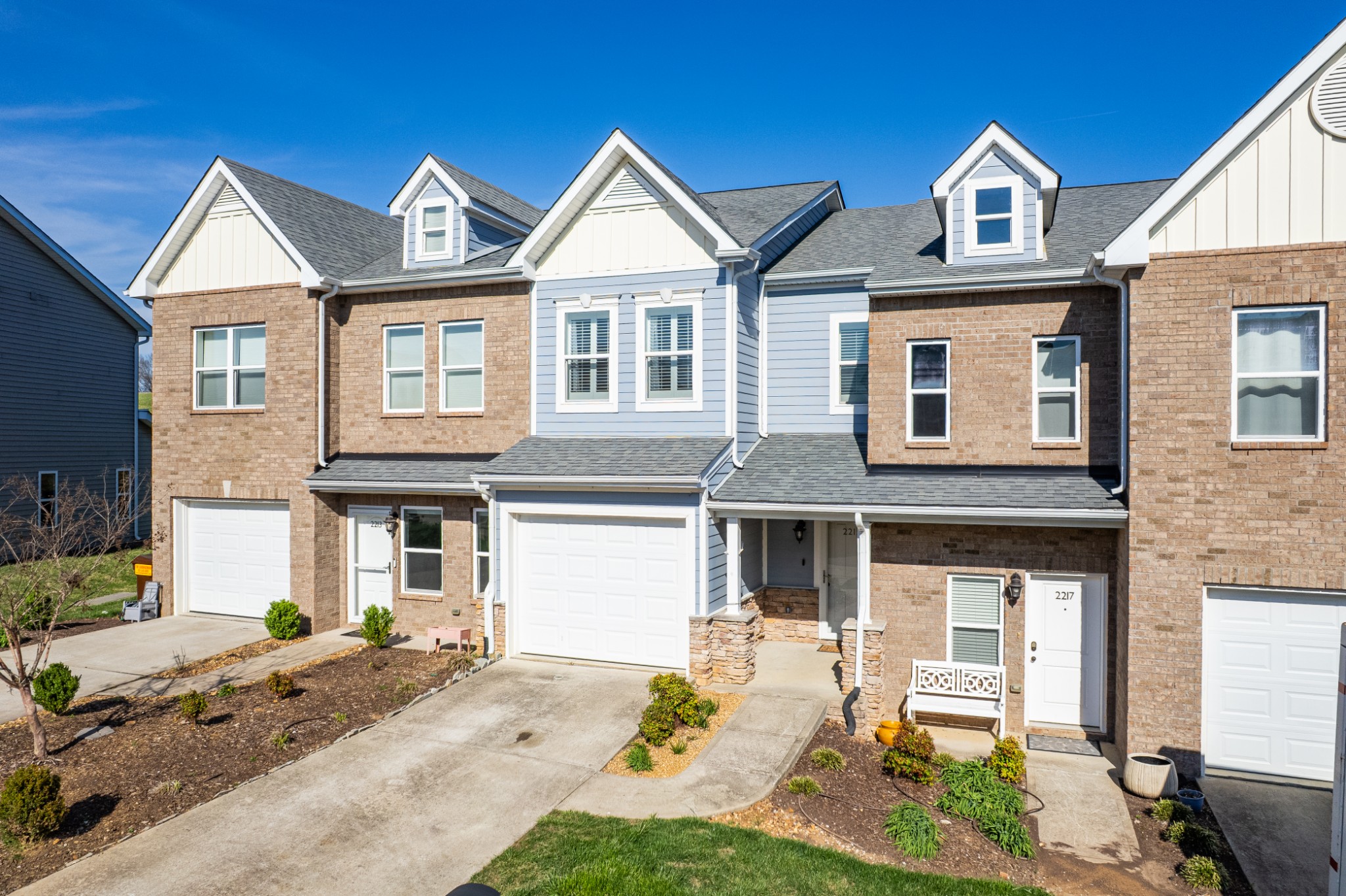 2215 Drone Way Columbia TN 38401