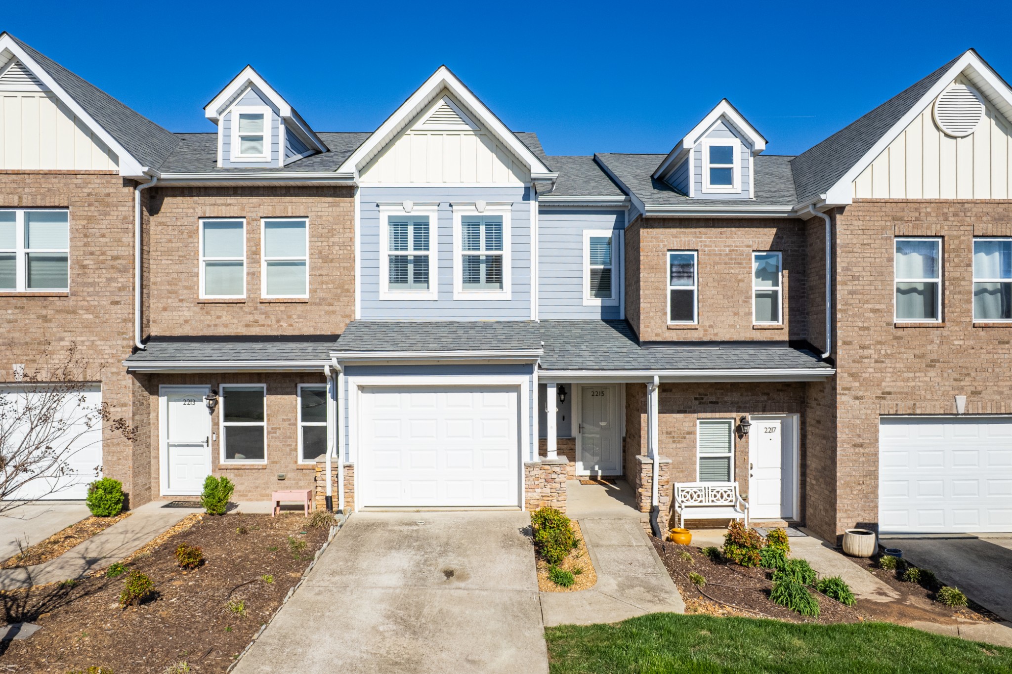 2215 Drone Way Columbia TN 38401