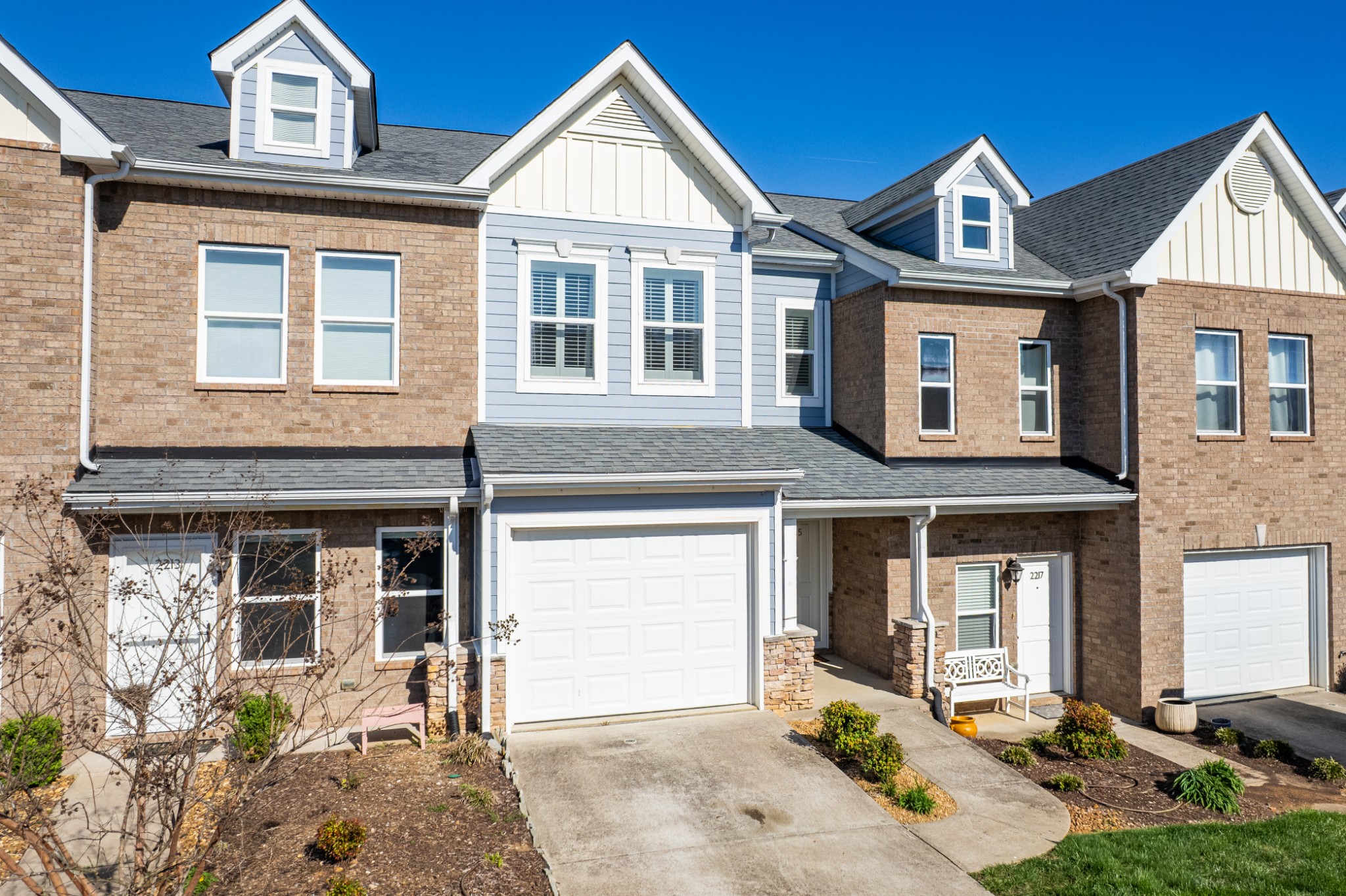2215 Drone Way Columbia TN 38401