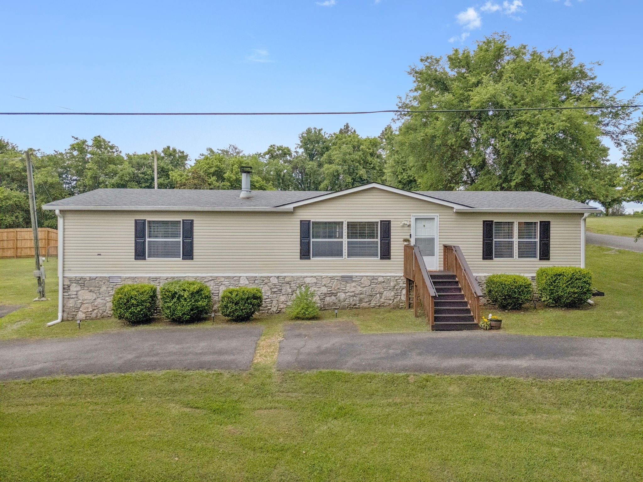 2854 Greens Mill Road Columbia TN 38401