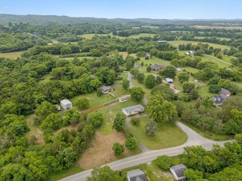 2854 Greens Mill Road Columbia TN 38401