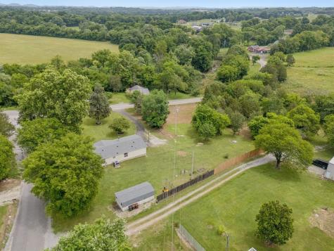 2854 Greens Mill Road Columbia TN 38401