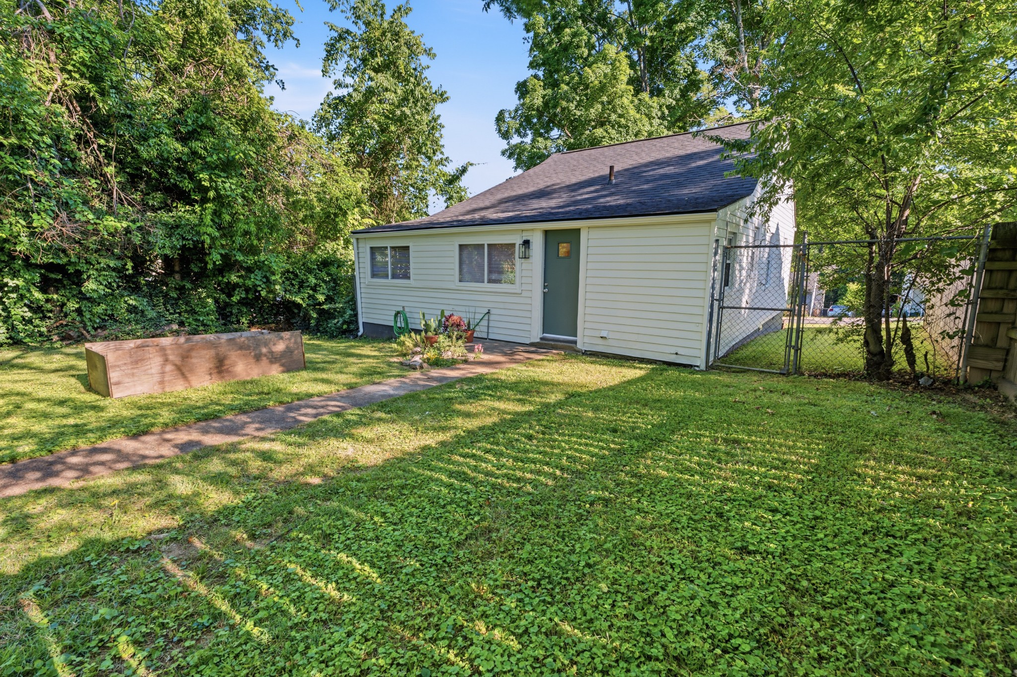 1003 Granada Avenue Nashville TN 37206